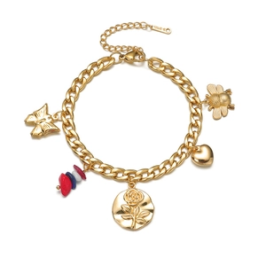 Bracelet en acier inoxydable plaqué or 18 carats avec breloques papillon et rose