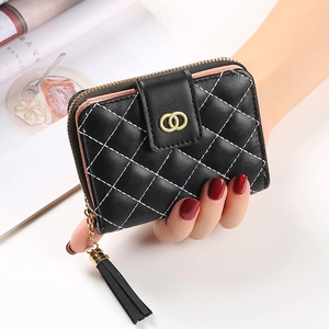 Petit portefeuille femme en cuir PU noir avec motif matelassé et détail de gland chic