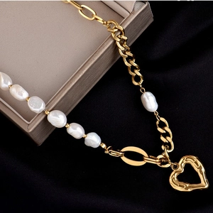 Minimalist gold heart necklace with irregular pearls and titanium steel chain for women