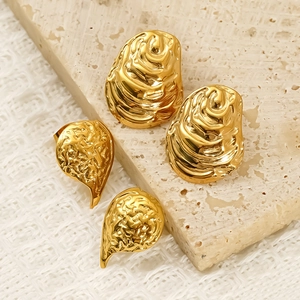 Vintage Irregular Wrinkled Stud Earrings 18K Gold Plated 304 Stainless Steel Waterproof Hypoallergenic Jewelry For Women