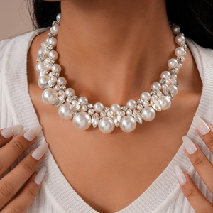 Artificial Baroque Pearl Necklace Rhinestone Inlaid Glass Artificial Pearls Copper Chain Choker Vintage Elegant Jewelry For Women Party