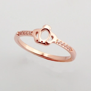 Elegant Rose Gold Titanium Steel Crown Ring For Women Fashion Rhinestone Inlaid Tiara Ring Minimalist Finger Jewelry Gift