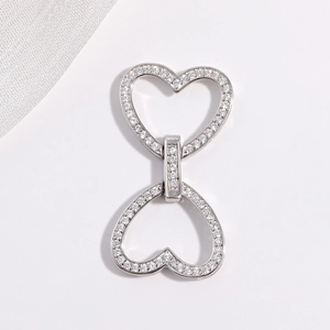 Elegant S925 sterling silver heart-shaped connector with pavé zircon stones for jewelry