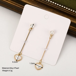 French vintage style heart tassel earrings with pearls and golden alloy chain 6.2cm