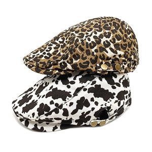 Leopard Cow Print Flat Cap Cotton Polyester Vintage Ivy Beret With Metal Buckles For Women Outdoor Sun Protection