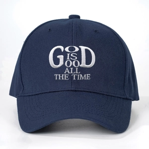 Cappellino da baseball vintage blu scuro con ricamo bianco GOD IS GOOD in cotone twill pregiato