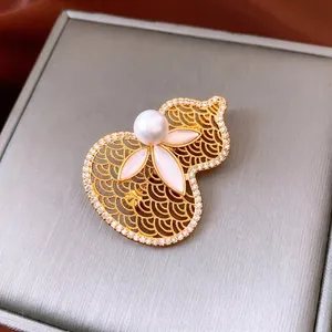 18K gold-plated gourd brooch with pearls and white mother-of-pearl inlay on grey box