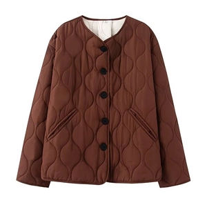 Veste matelassée minimaliste pour femme en coton marron foncé avec col rond et boutons