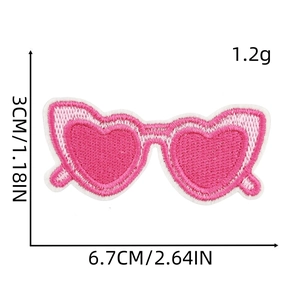 Detailed size view of pink heart sunglasses embroidery patch with dimensions and weight