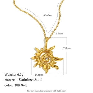 Collier en acier inoxydable plaqué or 18 carats avec pendentif soleil et zircon brillant