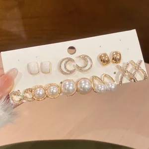 Elegante Ohrstecker Mit Silberohrringstift Legierung Künstliche Perle Strass Mond Geometrisch Für Damen