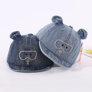 Casquette en jean pour bébé avec oreilles d'ours 3D et broderie lunettes de pilote