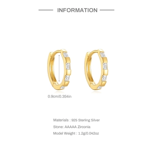 Detailed view of 925 silver gold hoop earring with square zircon and size dimensions