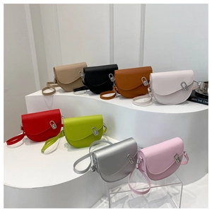 Women's Semi-circular PU Leather Saddle Bag With Silver Metal Buckle Adjustable Shoulder Strap Casual Crossbody Shoulder Bag