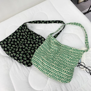 Fashionable leopard print and tulip canvas tote bags with large capacity for women