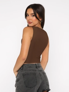 Rear view of brown slim fit sleeveless crop top with ribbed texture and Y2K aesthetic