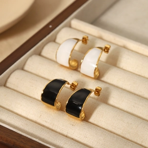 18K gold plated stainless steel C-shape enamel hoop earrings in black and white