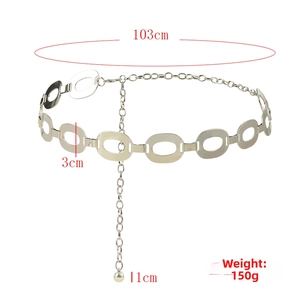 Detail view of stylish silver metal chain belt with 103cm length and 3cm width measurements