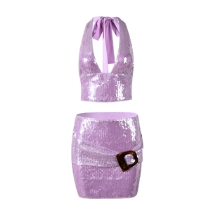 Set due pezzi in paillettes viola con top all'americana e gonna con fibbia tartarugata