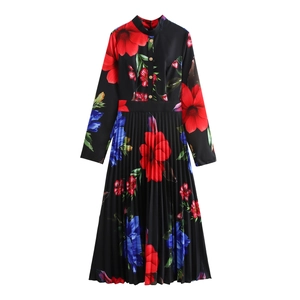 Robe Maxi Plissée À Manches Longues Imprimé Fleuri Polyester Col Montant Boutons Dorés Élégant Noir
