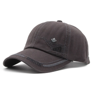 Pure Cotton Baseball Cap With Metal Maple Leaf Badge Embroidery Sun Hat Outdoor Casual Adjustable For Men Women