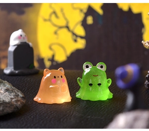 Luminous orange bear and green frog ghost resin miniatures for Halloween garden decor