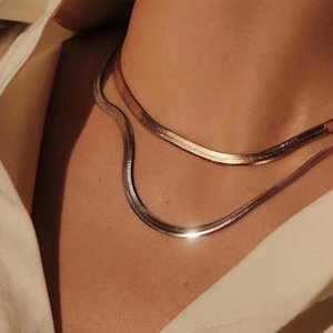 Collier Maille Serpent Minimaliste Acier Inoxydable Plaqué Or Chaîne Plate Ras Du Cou Bijoux Mode Pour Femmes
