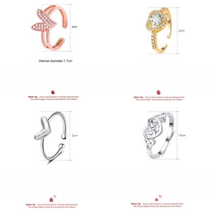 Collezione di anelli minimalisti in rame con cuore e forme geometriche in oro e argento