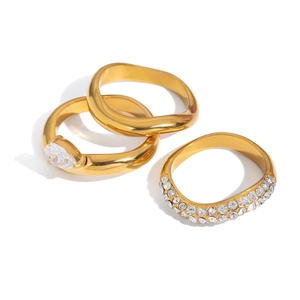 Three-piece gold-plated stainless steel ring set with pear-cut zircon and wavy bands