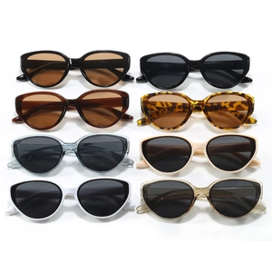 Eight colors of retro cat eye sunglasses for women with UV protection features