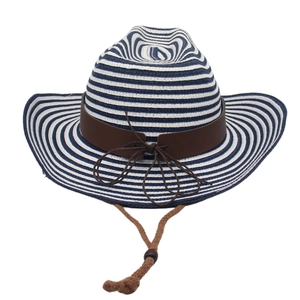 Chapeau de cowboy en paille rayé bleu et blanc avec ruban brun et mentonnière