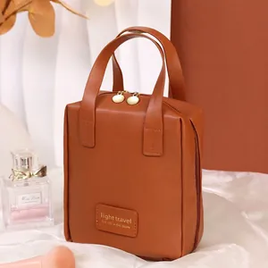 Hochwertige braune PU-Leder Kosmetiktasche mit großem Fassungsvermögen für Reisen