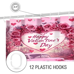 Détail d'un rideau de douche de Saint-Valentin rose avec œillets et crochets en plastique