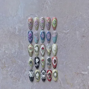 Exquisitas pegatinas para uñas con rosas 3D en relieve, perlas y diseños de encaje vintage