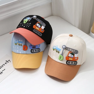 Three-piece set of cartoon construction crane baseball caps in assorted bright colors