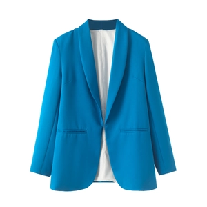 Vue détaillée du blazer décontracté bleu roi pour femme avec col châle et poches