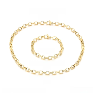 Polished gold stainless steel chain set showing 7.5mm width and length dimensions