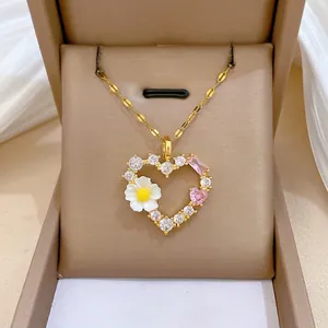 Herz Anhänger Halskette Titahlkette Vergoldetes Kupfer Zirkon Gänseblümchen Blume Süßer Stil Schmuck Für Damen