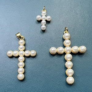 Cross Pendant Charm With Simulated Artificial Pearl And 18K Gold Plated Copper For Women Jewelry Making Fashion Accessory