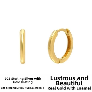 Detailed view of S925 sterling silver gold plated round hoop earrings with anti-allergy finish