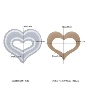 Dettaglio dello stampo in silicone a cuore con dimensioni e risultato artigianale