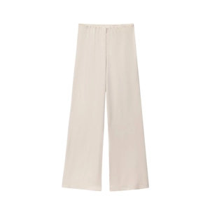 Elegante crèmekleurige broek met hoge taille, wijde pijpen en een zachte satijnglans