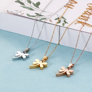 Elegante Libelle Anhänger Halskette Langlebiger 316L Edelstahl Titanstahl Koreanischer Stil Modeschmuck Für Damen