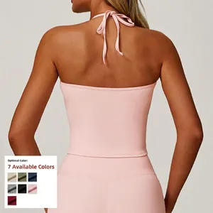 Ensemble de yoga rose pâle avec haut dos nu et legging de sport pour femmes