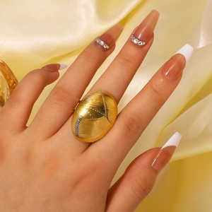 Anello In Acciaio Inossidabile Ovale Texturizzato Placcato Oro Regolabile Aperto Geometrico Minimalista Gioielli Donna