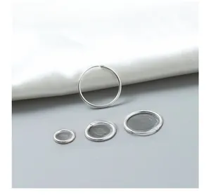 Detailed comparison of four different sizes of minimalist S925 silver hoop earrings