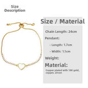 Détail du bracelet cœur ajustable avec incrustation de zircon et fermoir coulissant