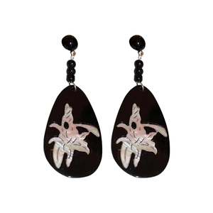 Vintage black teardrop earrings with iridescent mother-of-pearl inlay and floral motif