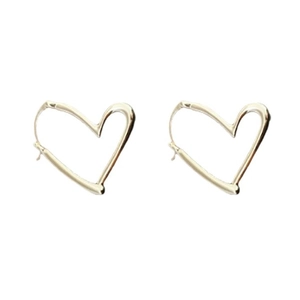 Boucles d'oreilles créoles cœur dorées minimalistes avec finition métallique polie sur blanc