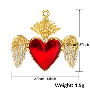 Detailed dimensions of gold ruby heart pendant with dimensions 2.2cm height and 2.9cm width